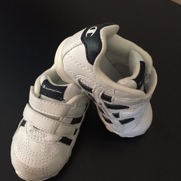 Champion Baby Boy's Sneakers Size 3W - Picture 1 of 6